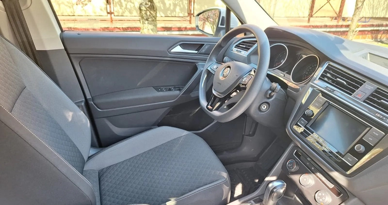Volkswagen Tiguan cena 128000 przebieg: 19100, rok produkcji 2020 z Piaseczno małe 154